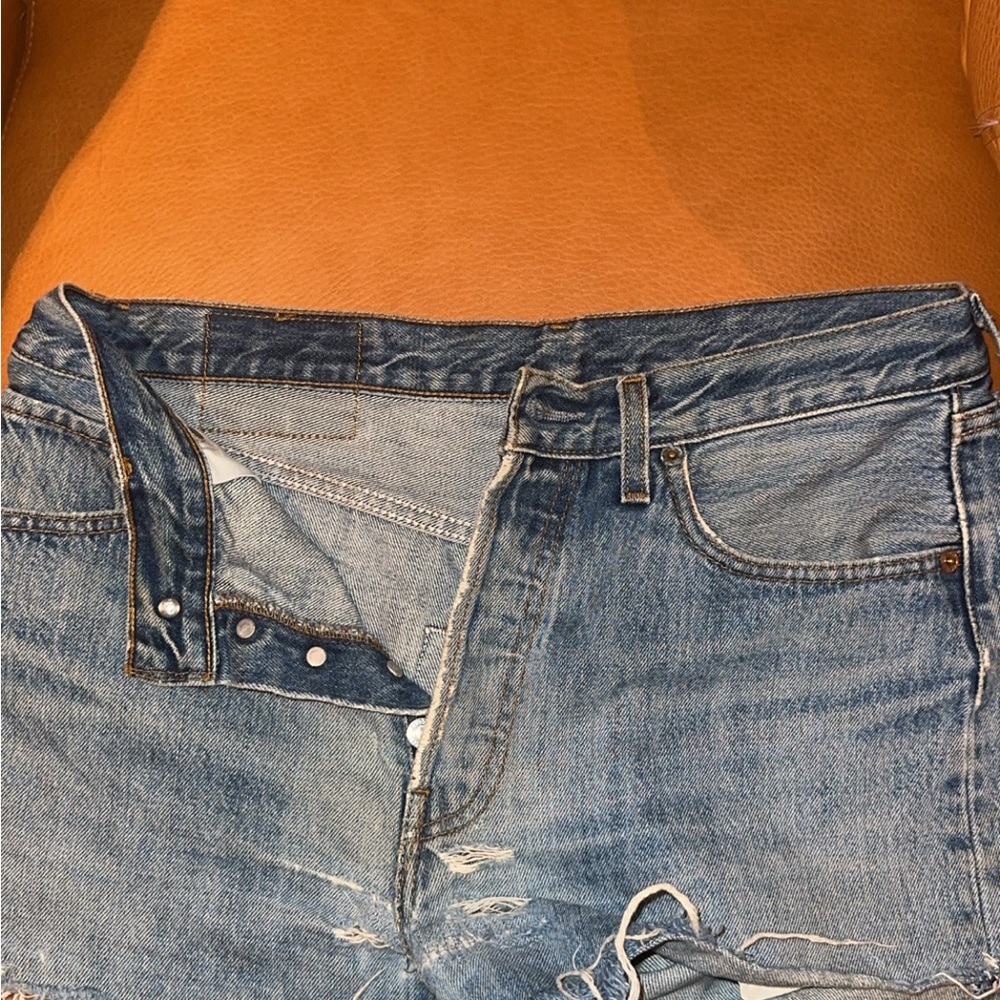 Levi's Classic Blue Jean Shorts for Women - Picture 2 of 3